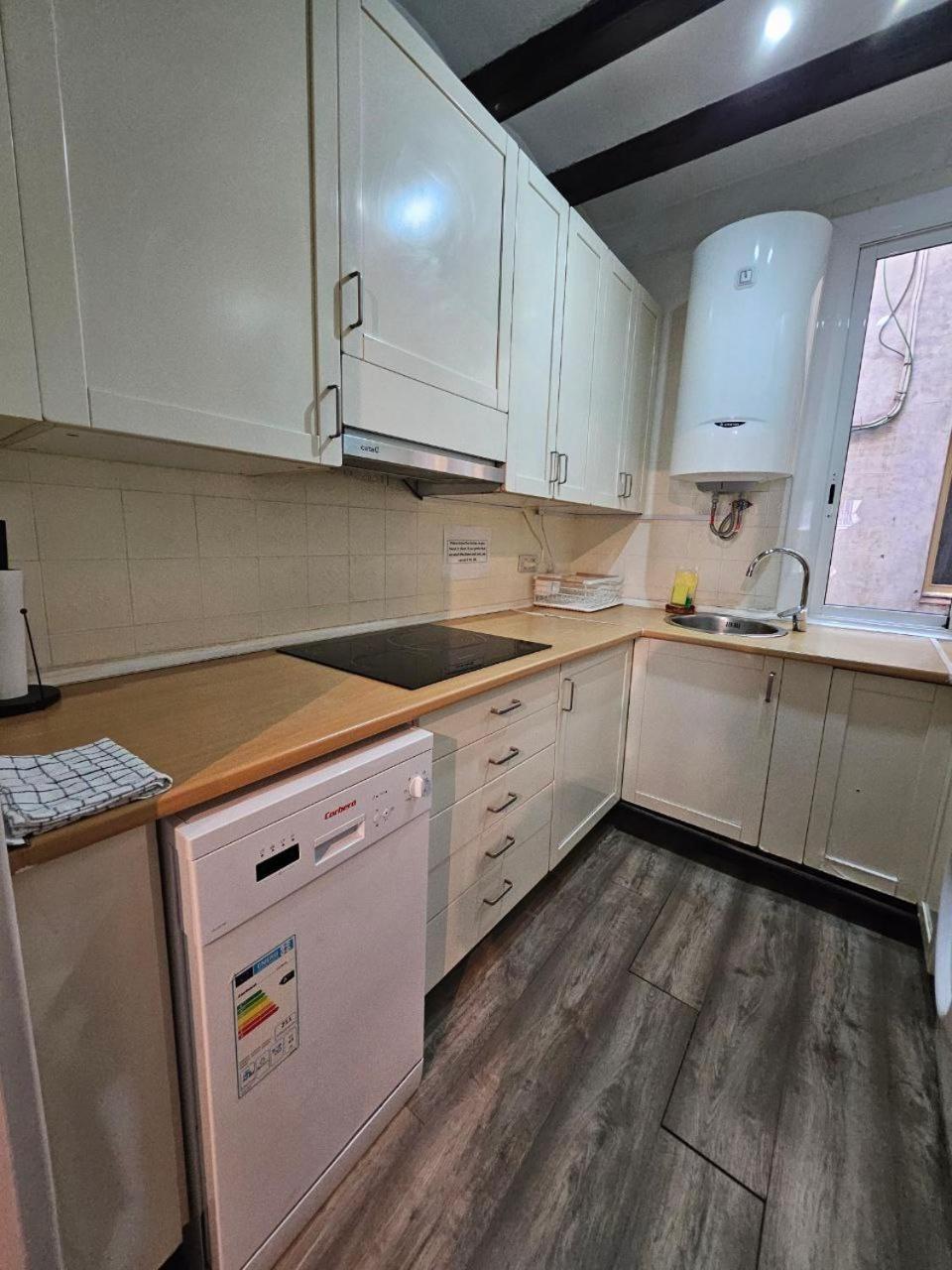Apartamento Family Flat Near Ramblas Bcn 5 *